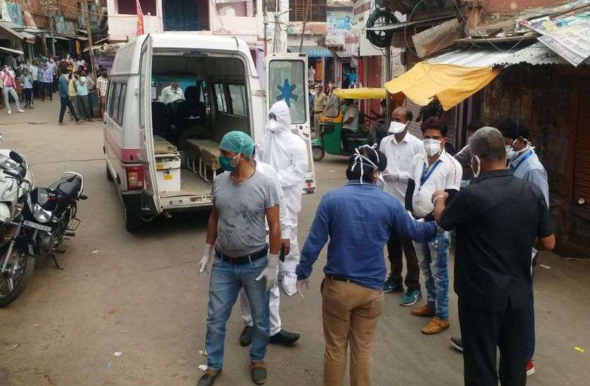 अब करौली में यहां पर मिली चार वर्षीय कोरोना संक्रमित बालिका अब करौली में यहां पर मिली चार वर्षीय कोरोना संक्रमित बालिका