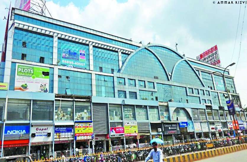 सस्ते के फेर में चाइना से सालाना 20 हजार करोड़ का सामान मंगा रहे छत्तीसगढ़, 6 महीने भी नहीं चलता सस्ते के फेर में चाइना से सालाना 20 हजार करोड़ का सामान मंगा रहे छत्तीसगढ़, 6 महीने भी नहीं चलता