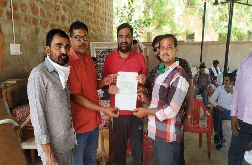 गुवाहाटी ट्रेन मध्यरात्रि को पहुंचती है, मुश्किल हो रही यात्रा गुवाहाटी ट्रेन मध्यरात्रि को पहुंचती है, मुश्किल हो रही यात्रा