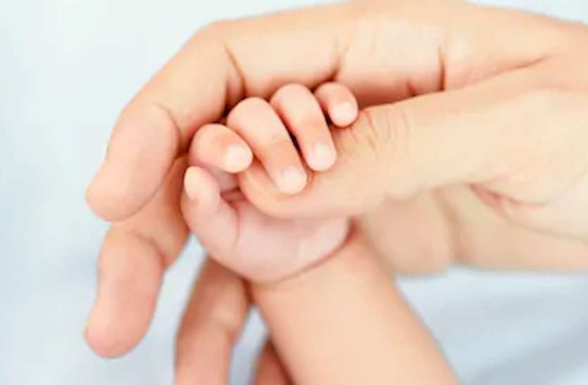 किराए की कोख का सौदा, 8 लाख रुपये में लगती थी मासूमों की बोली किराए की कोख का सौदा, 8 लाख रुपये में लगती थी मासूमों की बोली