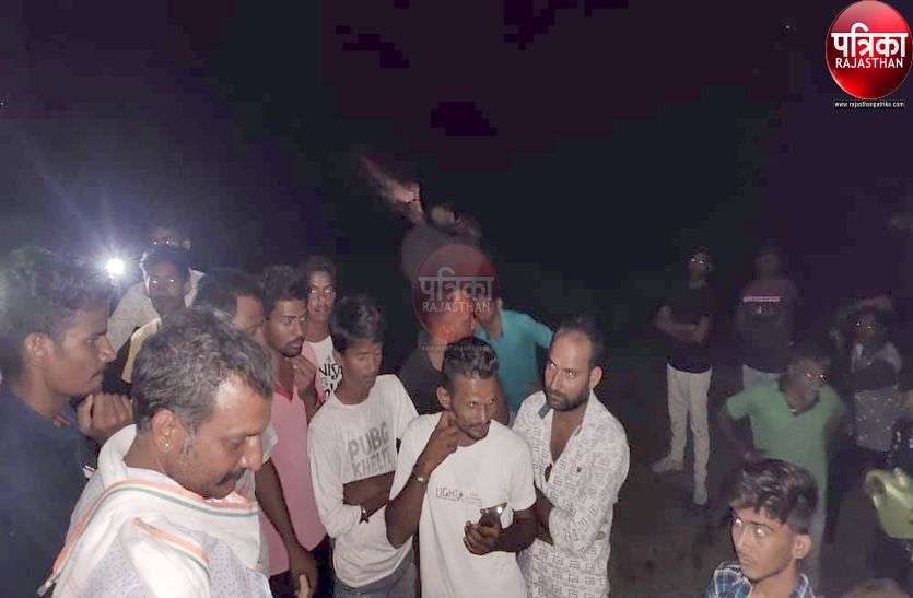 यहां पैंथर की दस्तक, युवक पर लगाई छलांग, सजगता से बची जान यहां पैंथर की दस्तक, युवक पर लगाई छलांग, सजगता से बची जान