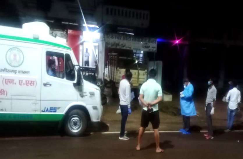 बेमेतरा जिले में पांच साल की बच्ची और 11 साल का लड़का मिले कोरोना पॉजिटिव, कलेक्टर ने किया गांव सील बेमेतरा जिले में पांच साल की बच्ची और 11 साल का लड़का मिले कोरोना पॉजिटिव, कलेक्टर ने किया गांव सील