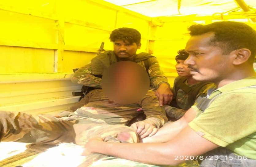 नारायणपुर में नक्सालियों ने किया आईडी विस्फोट, एक जवान घायल नारायणपुर में नक्सालियों ने किया आईडी विस्फोट, एक जवान घायल