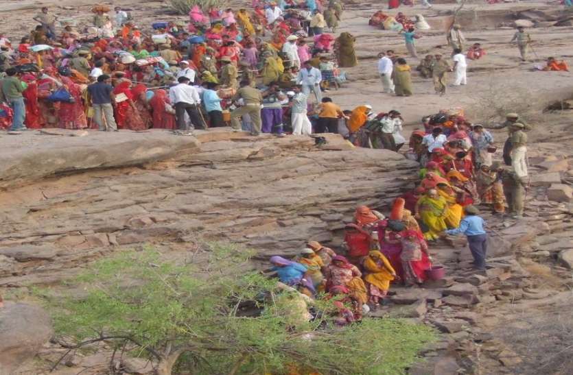पुण्य कमाने की राह में रोड़ा बन सकता है कोरोना पुण्य कमाने की राह में रोड़ा बन सकता है कोरोना