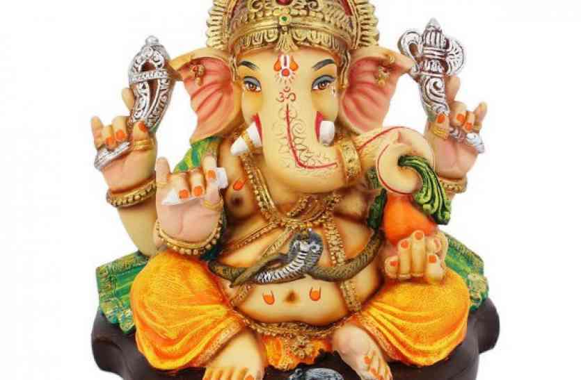 गणेश उत्सव की हलचल तेज, प्रशासन की चुप्पी से समितियों की बढ़ी चिंता गणेश उत्सव की हलचल तेज, प्रशासन की चुप्पी से समितियों की बढ़ी चिंता