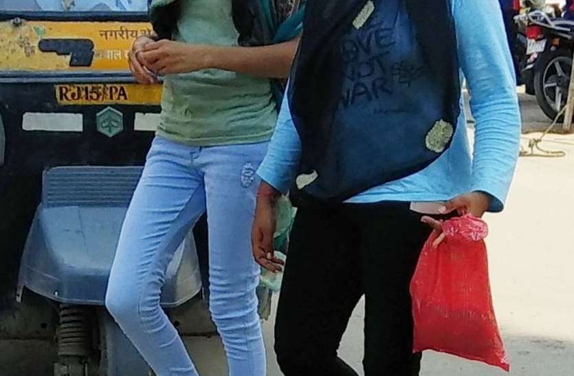 जैसलमेर में रात को राहत की बारिश, सुबह उमस ने भिगोया जैसलमेर में रात को राहत की बारिश, सुबह उमस ने भिगोया