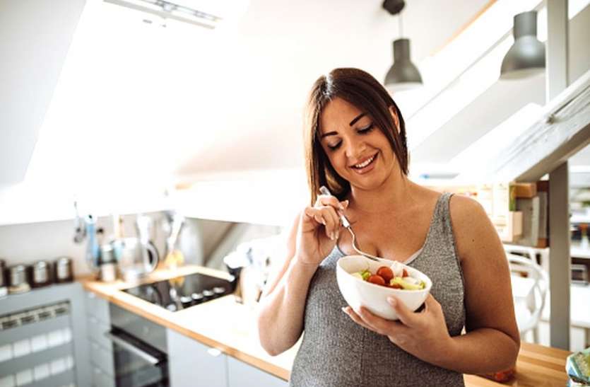 WEIGHT LOSS TIPS WEIGHT LOSS TIPS : वजन घटाना चाहते हैं तो खानपान व दिनचर्या में करें ये बदलाव