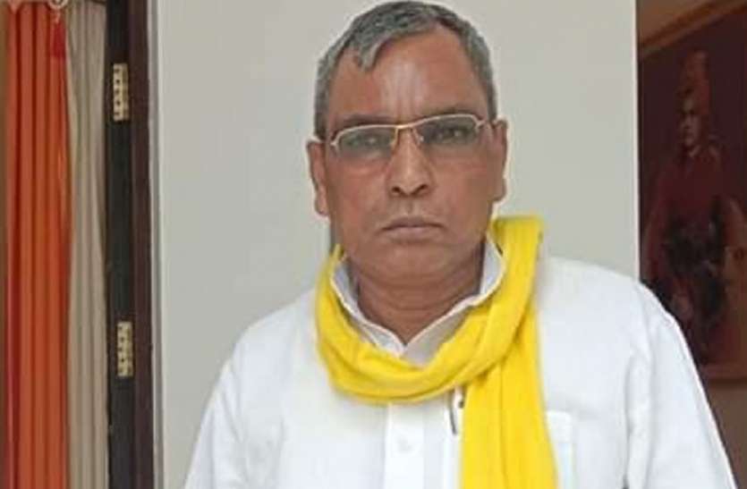 मुख्यमंत्री सिर्फ 1 करोड़ नौकरी देने का झूठा रिकॉर्ड बनाने में लगे है : ओम प्रकाश राजभर मुख्यमंत्री सिर्फ 1 करोड़ नौकरी देने का झूठा रिकॉर्ड बनाने में लगे है : ओम प्रकाश राजभर