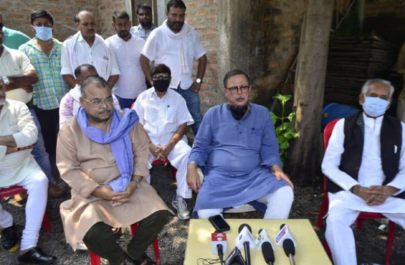 rewa पूर्व नेता प्रतिपक्ष अजय सिंह ने कहा सिंधिया के गुलामों की कांग्रेस में जरूरत नहीं