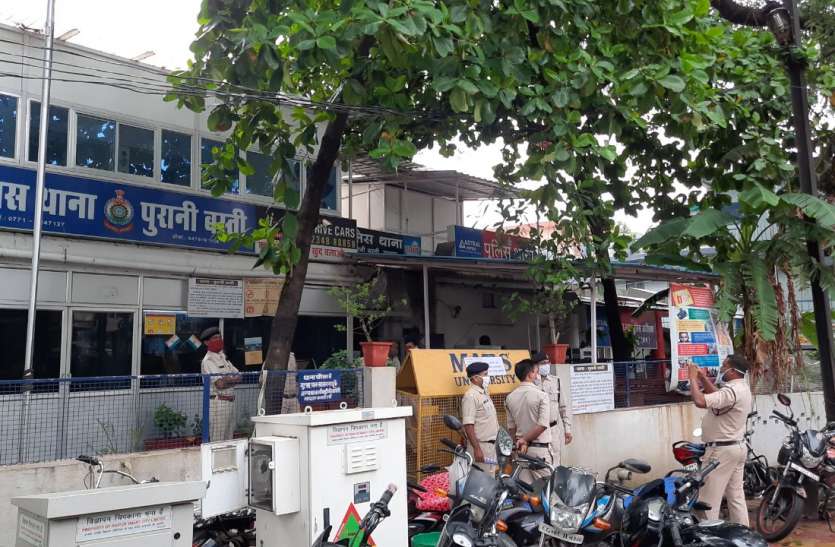 टीआई के सास-ससुर के कोरोना पॉजिटिव मिलने से पुलिस महकमे में हड़कप, थाना सील टीआई के सास-ससुर के कोरोना पॉजिटिव मिलने से पुलिस महकमे में हड़कंप, थाना सील
