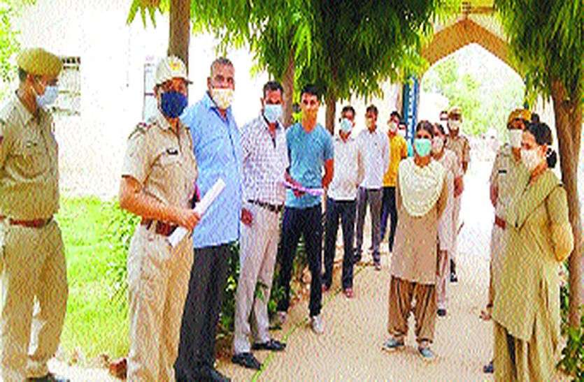 कोरोना महामारी का प्रकोप अभी कम नहीं, राजस्थान पुलिस ने कसी कमर कोरोना महामारी का प्रकोप अभी कम नहीं, राजस्थान पुलिस ने कसी कमर