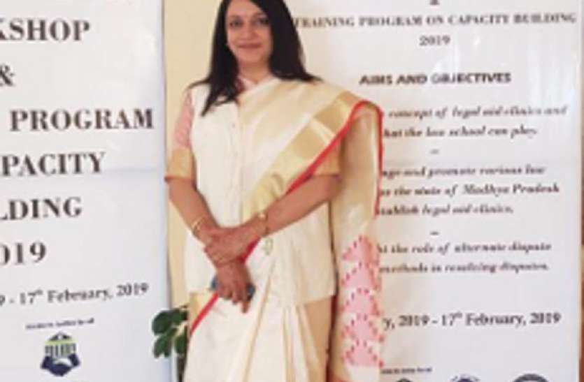 ऑनलाइन मध्यस्थता का प्रदेश में पहला मामला.. पूना और भोपाल के पति-पत्नी को मिलाने के हुए प्रयास ऑनलाइन मध्यस्थता का प्रदेश में पहला मामला.. पूना और भोपाल के पति-पत्नी को मिलाने के हुए प्रयास