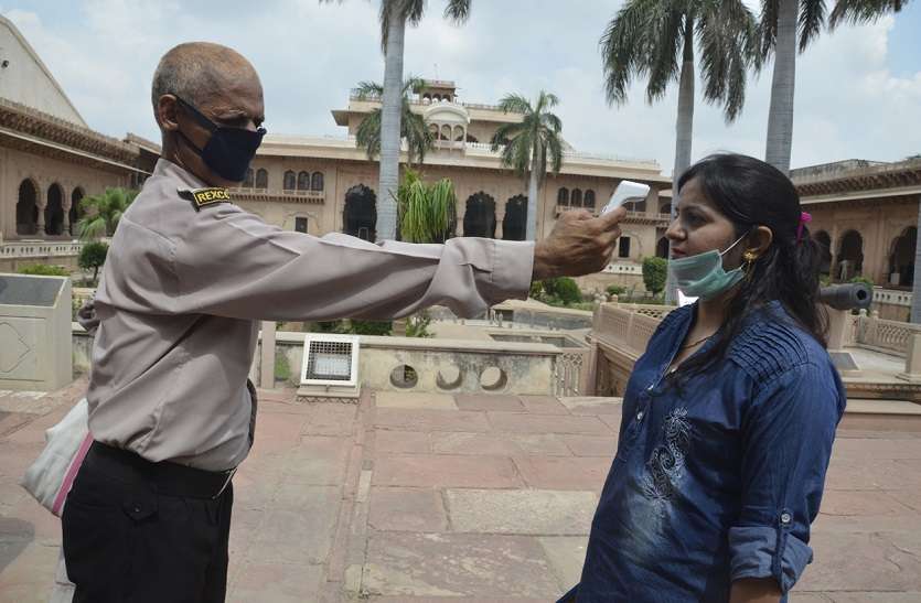 22 संक्रमित और निकले, 1083 मरीज हो चुके स्वस्थ 22 संक्रमित और निकले, 1083 मरीज हो चुके स्वस्थ