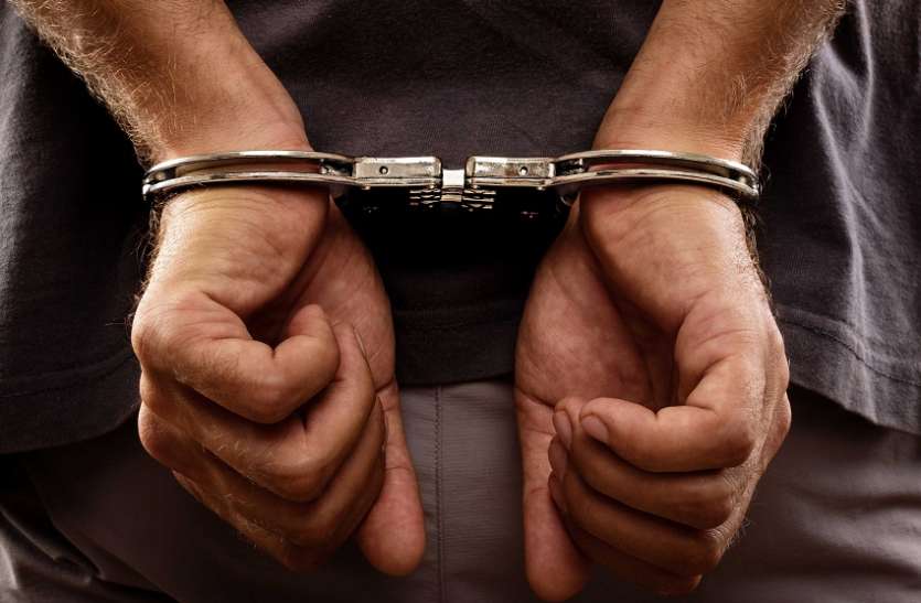 West Bengal: एटीएम लूट करने वाले अंतरराज्यीय गिरोह का भंडाफोड़ West Bengal: एटीएम लूट करने वाले अंतरराज्यीय गिरोह का भंडाफोड़