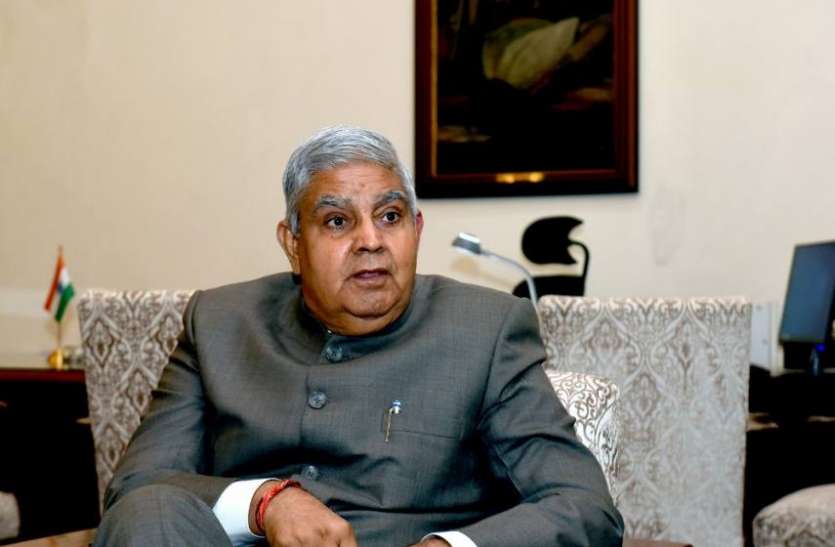 पश्चिम बंगाल में भी आपातकाल जैसे हालातः जगदीप धनखड़ पश्चिम बंगाल में भी आपातकाल जैसे हालातः जगदीप धनखड़