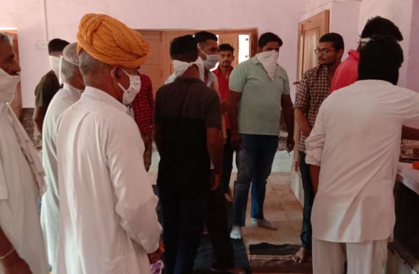 शहीदों के शौर्य व पराक्रम को किया नमन शहीदों के शौर्य व पराक्रम को किया नमन