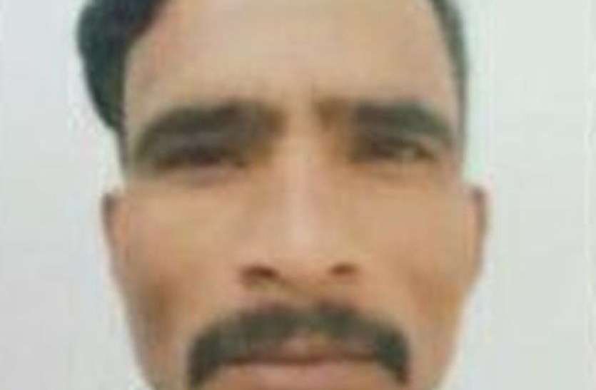 पुलिस अभिरक्षा के बाद भी जिला अस्पताल से भागा कैदी पुलिस अभिरक्षा के बाद भी जिला अस्पताल से भागा कैदी