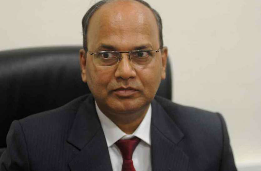 मुख्य सचिव ने दी निजी अस्पतालों को कड़ी चेतावनी, कहा इलाज करो मुख्य सचिव ने दी निजी अस्पतालों को कड़ी चेतावनी, कहा इलाज करो