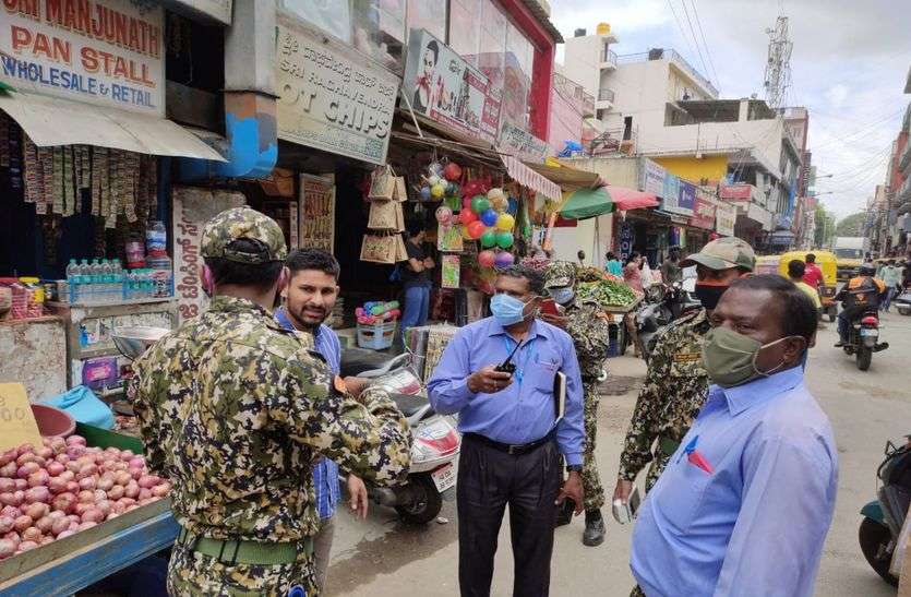 मास्क नहीं पहननेवालों से वसूला 5 लाख रुपए का जुर्माना मास्क नहीं पहननेवालों से वसूला 5 लाख रुपए का जुर्माना