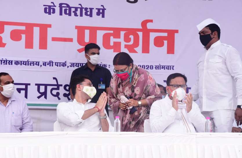 सोशल डिस्टेंसिंग नहीं रख पाए, इसका हमें खेद-पायलट सोशल डिस्टेंसिंग नहीं रख पाए, इसका हमें खेद-पायलट