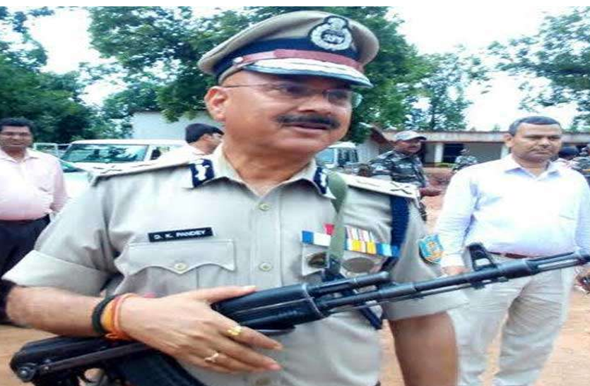 पूर्व DGP की बहु ने की शिकायत-'पति समलैंगिक, ससुर ने खुद व अन्य के साथ संबंध बनाने को कहा', पुलिस लेगी दोबारा बयान पूर्व DGP की बहु ने की शिकायत-'पति समलैंगिक, ससुर ने खुद व अन्य के साथ संबंध बनाने को कहा', पुलिस लेगी दोबारा बयान
