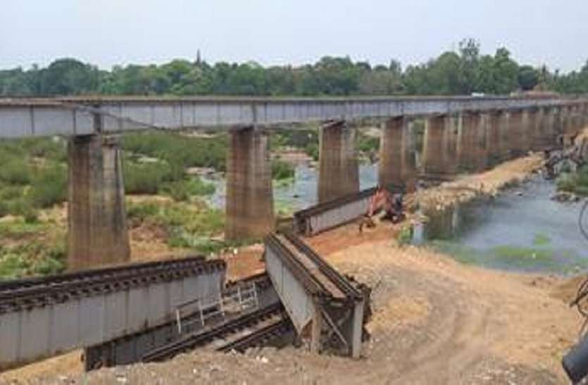 indian_railways_03.jpg