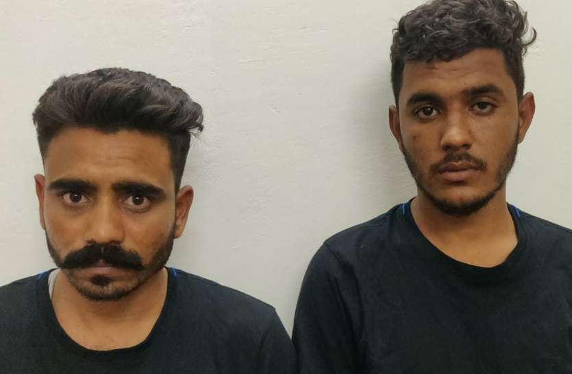 हथियारों के दम पर मादक पदार्थ तस्करी की फिराक में थे आरोपी हथियारों के दम पर मादक पदार्थ तस्करी की फिराक में थे आरोपी