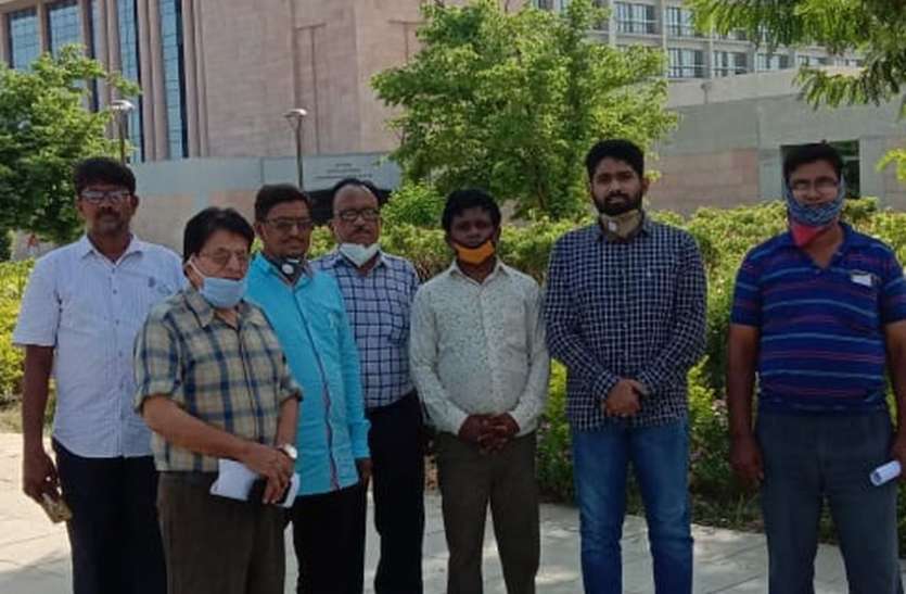 उप मुख्यमंत्री से मिले श्रमिक संगठन उप मुख्यमंत्री से मिले श्रमिक संगठन
