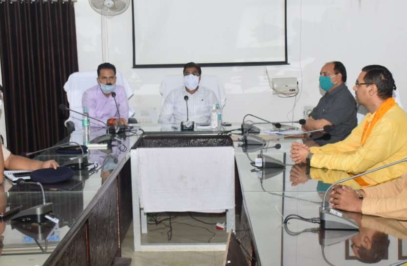 Singrauli Collector banned religious places and events धार्मिक आयोजनों पर पूरी जुलाई लगा रहेगा प्रतिबंध, धर्म स्थल भी रहेंगे बंद