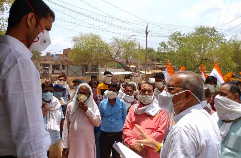 ग्रामीणों पर दर्ज झूठे प्रकरण वापस लेने के साथ हाईपावर कमेटी से जांच कराने की मांग ग्रामीणों पर दर्ज झूठे प्रकरण वापस लेने के साथ हाईपावर कमेटी से जांच कराने की मांग