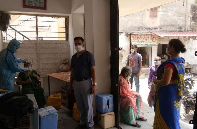 कोरोना से मुक्त हुए पांच रोगी कोरोना से मुक्त हुए पांच रोगी