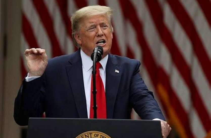 Donald Trump नस्लभेदी ट्वीट शेयर कर फंसे Donald Trump, विवाद बढ़ने पर अकाउंट से डिलीट किया