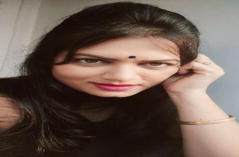 Corona effect: कोरोना काल में यह है उभरते कलाकारों का हाल, कर रहे इंतजार Corona effect: कोरोना काल में यह है उभरते कलाकारों का हाल, कर रहे इंतजार