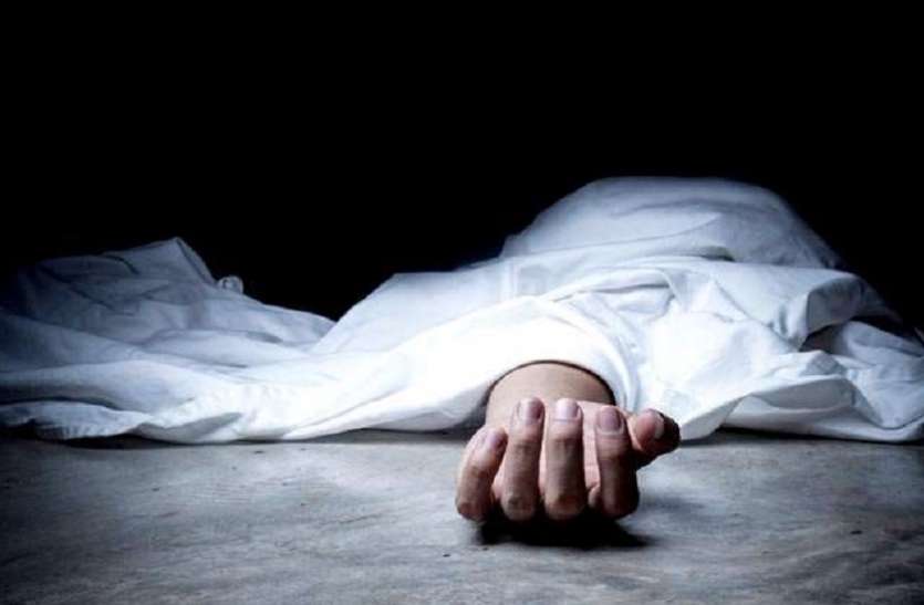 Dead body of joint director treasury दो दिन से गायब ज्वाइंट डॉयरेक्टर ट्रेजरी की लाश नागपुर के लॉज में मिली, लगातार तबादले से थे चिंतित
