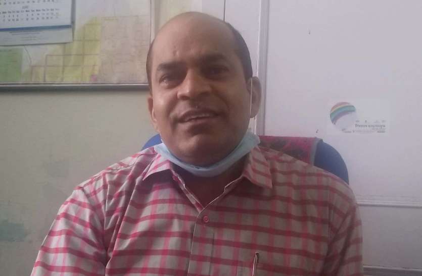Speak Dr. Chawla, people eat gush in the name of Corona डॉ. चावला बोलें, कोरोना के नाम से गश खा जाते है लोग