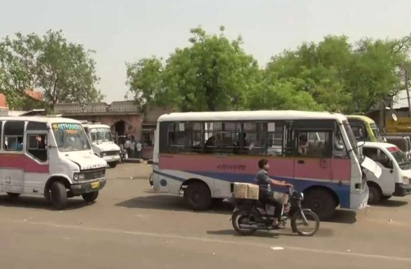 jaipur_city_bus.jpg आखिर अनलॉक 2 लागू होने के बाद भी क्यों शुरू नहीं हो पाई शहरी परिवहन सेवा