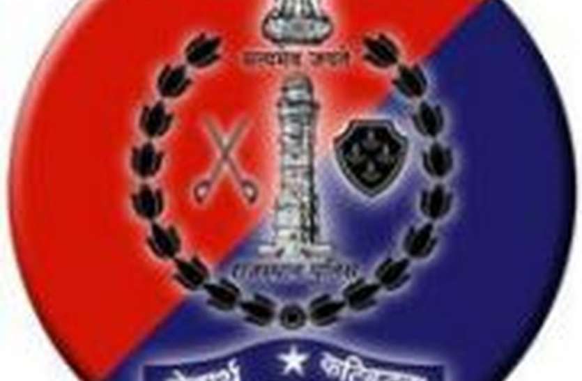 शादी समारोह में पुलिस का रहा दखल शादी समारोह में पुलिस का रहा दखल
