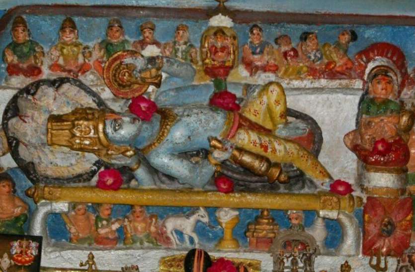 devshayani ekadashi 2020 देवशयनी एकादशी आज: बैसनगर में है डेढ़ हजार वर्ष प्राचीन भगवान विष्णु की शयन मुद्रा प्रतिमा