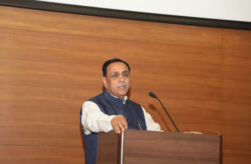 Doctor's Day: सीएम रूपाणी ने कहा, कोरोना काल में सभी डॉक्टरों ने सच्चे अर्थ में देवदूत के समान कार्य किया Doctor's Day: सीएम रूपाणी ने कहा, कोरोना काल में सभी डॉक्टरों ने सच्चे अर्थ में देवदूत के समान कार्य किया