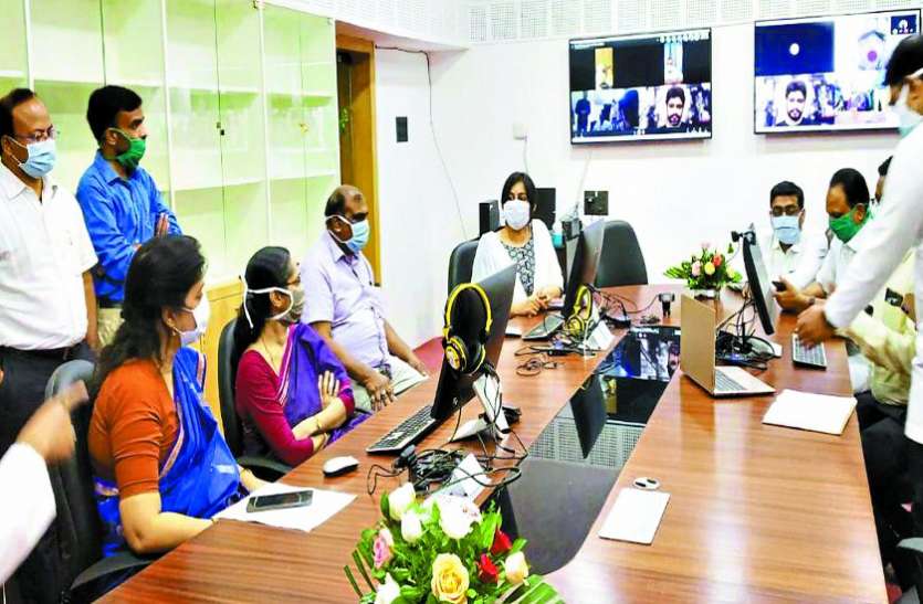 आंबेडकर अस्पताल में कोविड एवं नॉन-कोविड मरीजों का टेलीमेडिसिन से होगा इलाज आंबेडकर अस्पताल में कोविड एवं नॉन-कोविड मरीजों का टेलीमेडिसिन से होगा इलाज