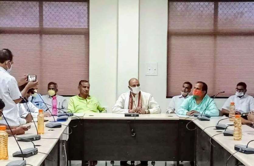 CP JOSHI सांसद की पहल पर संसदीय क्षेत्र में तैयार होंगे हरित परिसर , 5 जुलाई से होगी शुरुआत