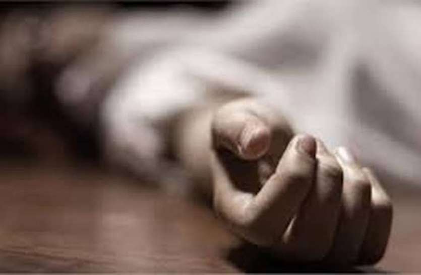 सूंई गांव में कुए के पास मिला शव सूंई गांव में कुए के पास मिला शव
