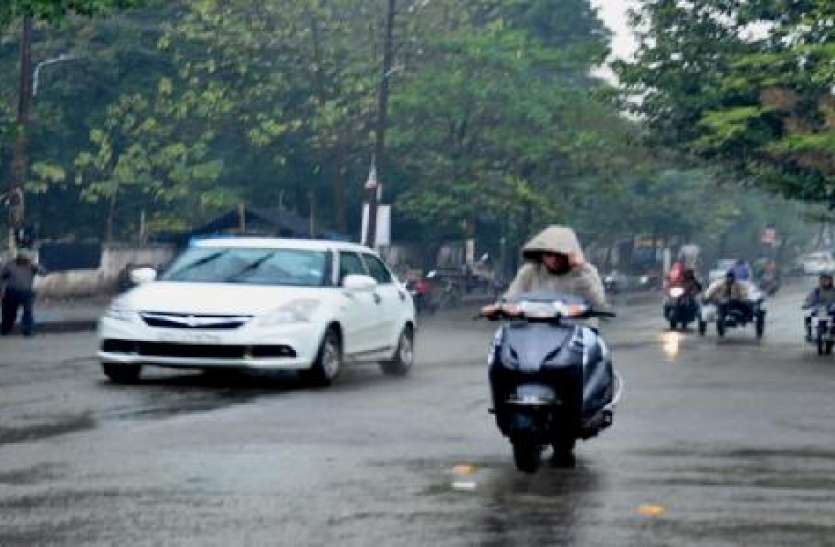 502.jpg Weather Alert: बारिश से तापमान में 4 डिग्री की गिरावट, किसानों के भी खिले चेहरे