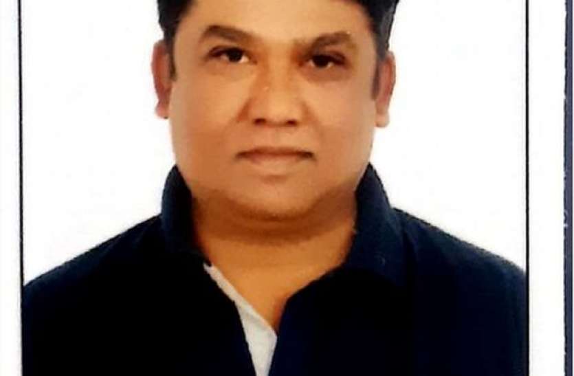 खुद की सुरक्षा से ज्यादा ड्यूटी से प्यार, पहले ये पहुंचते थे हर कंटेटमेंट जोन में खुद की सुरक्षा से ज्यादा ड्यूटी से प्यार, पहले ये पहुंचते थे हर कंटेटमेंट जोन में