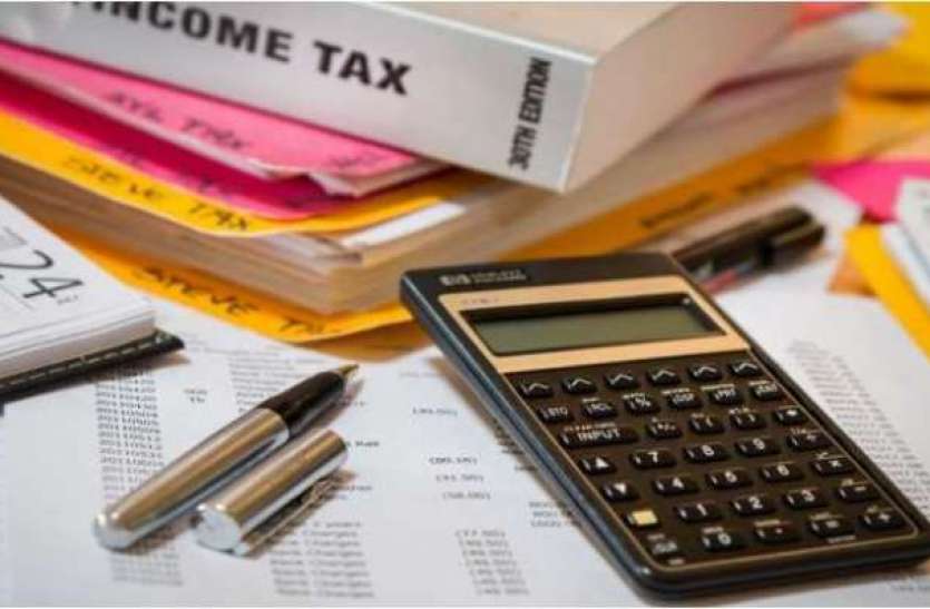 income_tax.jpg Coronavirus के बढ़ते मामलों के बीच फिर बढ़ाई जा सकती है ITR Filing की Last Date