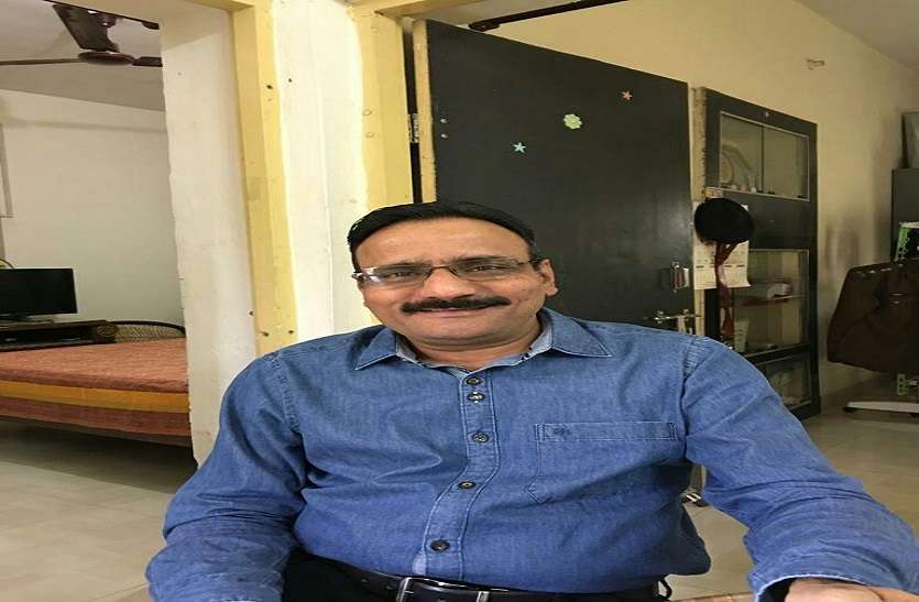 अतिरिक्त पुलिस अधीक्षक प्रदीप रिणवा ने जीता ऑनलाइन भजन कॉम्पीटिशन अतिरिक्त पुलिस अधीक्षक प्रदीप रिणवा ने जीता ऑनलाइन भजन कॉम्पीटिशन