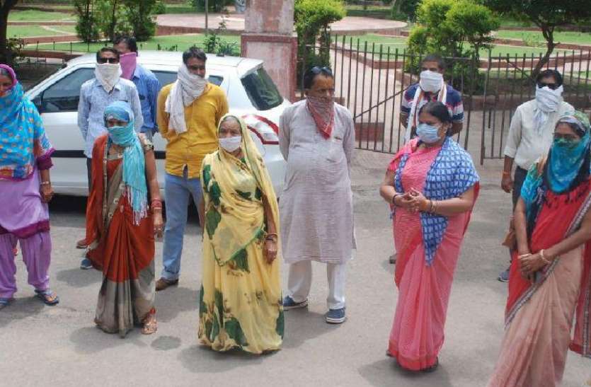 आशा सहयोगिनी के जीवन के लिए मिले आर्थिक मदद आशा सहयोगिनी के जीवन के लिए मिले आर्थिक मदद