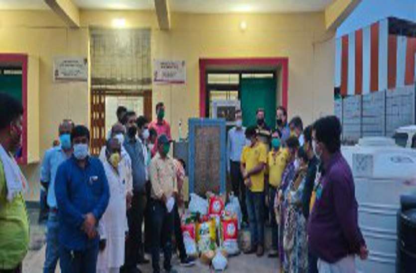 सेवा से बड़ा कोई कर्म नहीं सेवा से बड़ा कोई कर्म नहीं