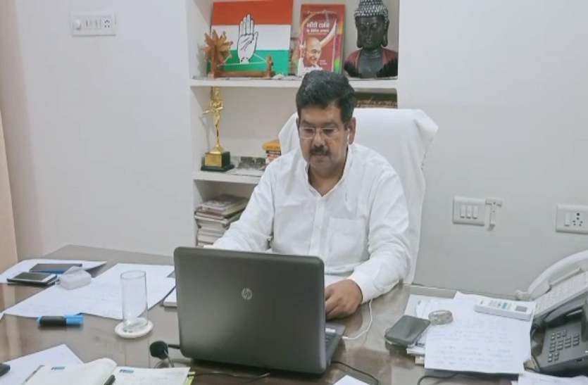 Decision will be taken on examinations after discussion with the CM मुख्यमंत्री से चर्चा के बाद होगा परीक्षाओं पर फैसला