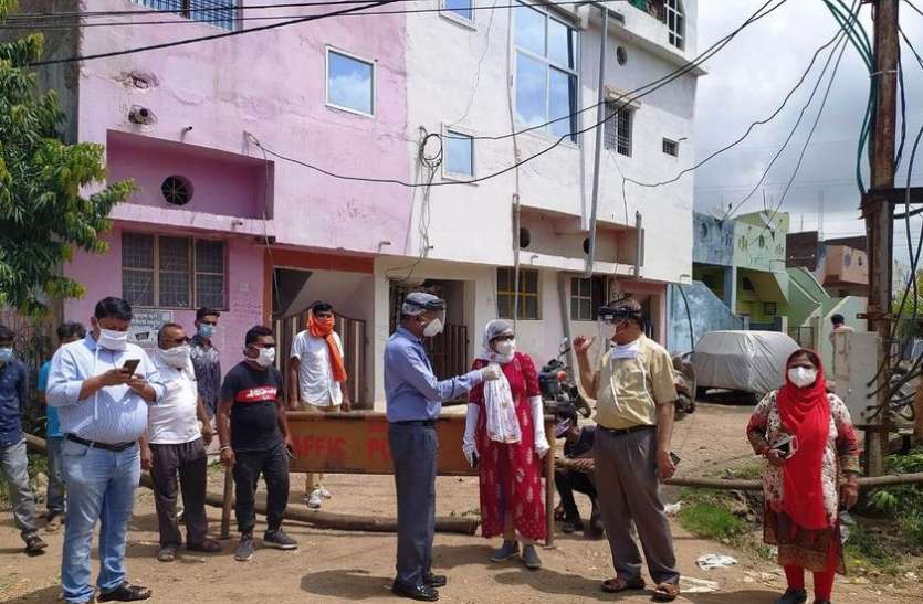 कोरोना : खलीफा ने हारी जंग, जिले में कोरोना से पहली मौत कोरोना : खलीफा ने हारी जंग, जिले में कोरोना से पहली मौत